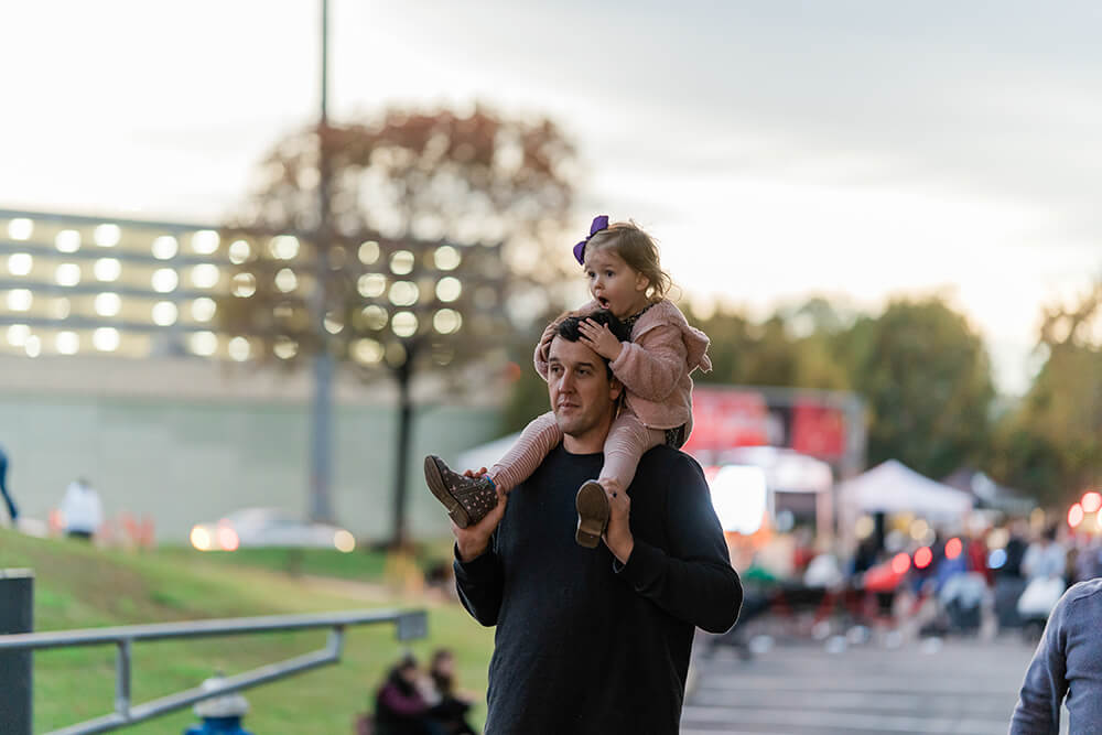 12.01.2022-Tree-lighting-35