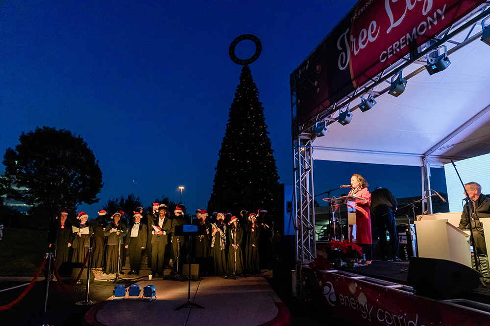 12.01.2022-Tree-lighting-67